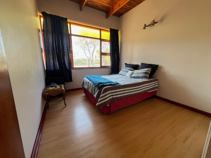 4 Bedroom Property for Sale in Kabega Park Eastern Cape